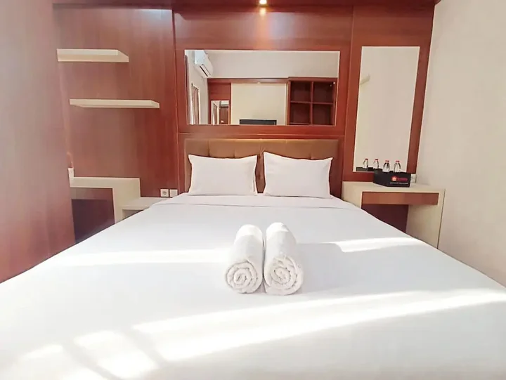 Семаранг: Modern Look And Homey Studio Amartha View Apartment