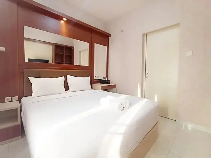 Семаранг: Modern Look And Homey Studio Amartha View Apartment
