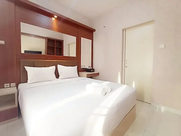 Семаранг: Modern Look And Homey Studio Amartha View Apartment