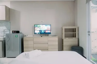 Legok: Nice And Modern Studio Apartment B Residence