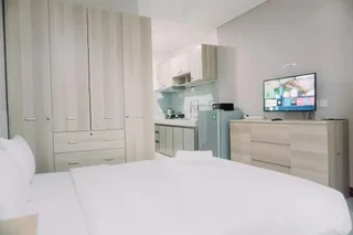 Legok: Nice And Modern Studio Apartment B Residence