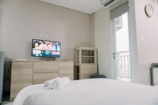 Legok: Nice And Modern Studio Apartment B Residence