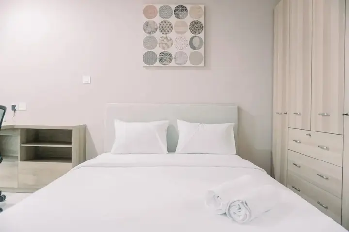 Legok: Nice And Modern Studio Apartment B Residence