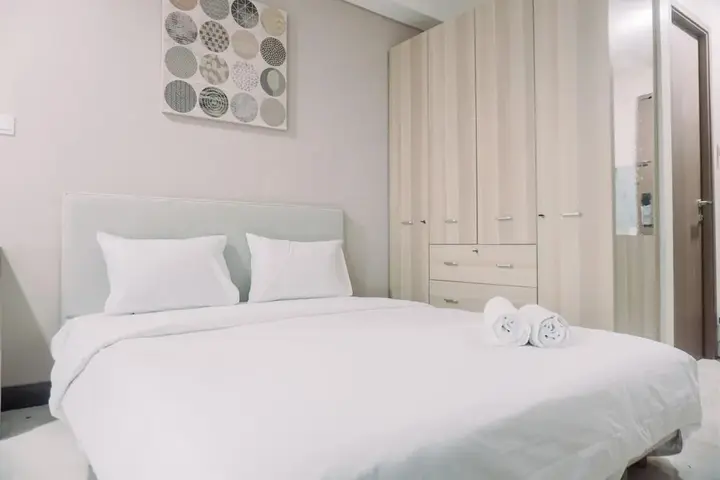 Legok: Nice And Modern Studio Apartment B Residence