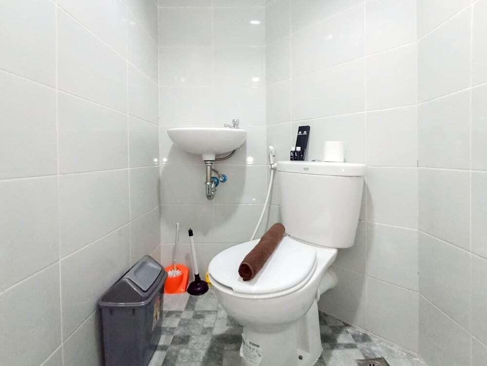 Семаранг: Best Deal And Homey Studio Apartment Amartha View