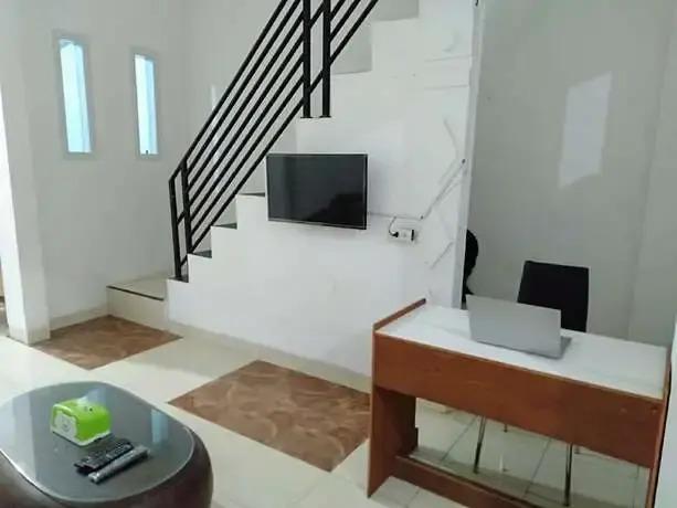 OYO 93476 Owo Guest House Syariah — фото 1