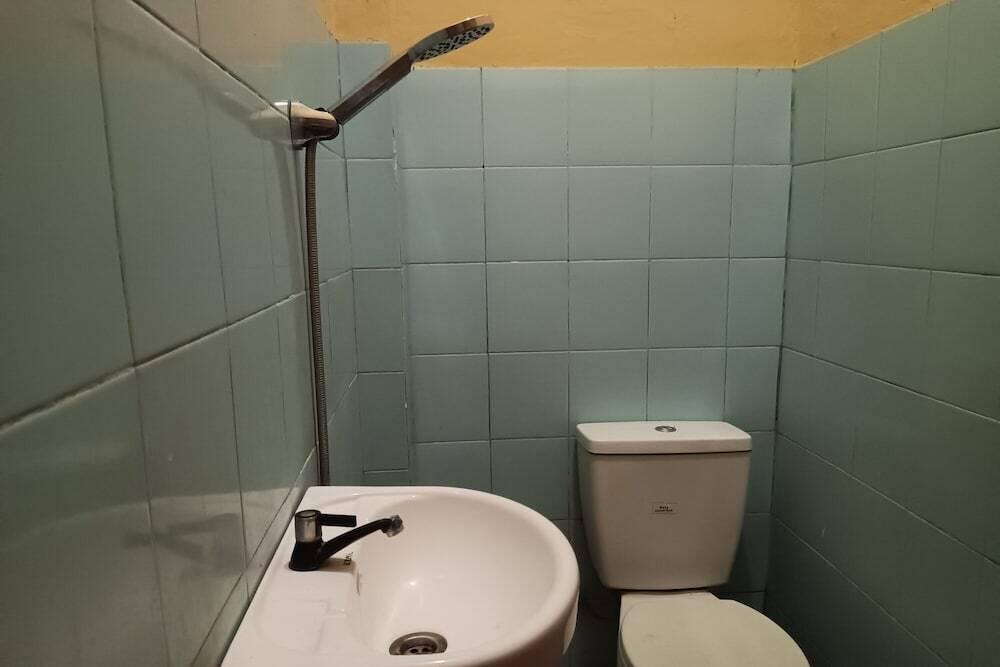 Сентани: OYO 93479 Hotel Jaguar Sentani