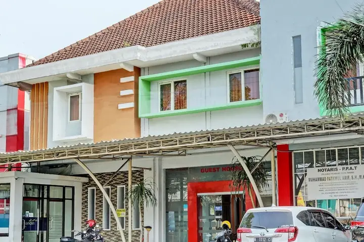 Capital O 1362 Ciliwung Guest House Syariah — фото 1