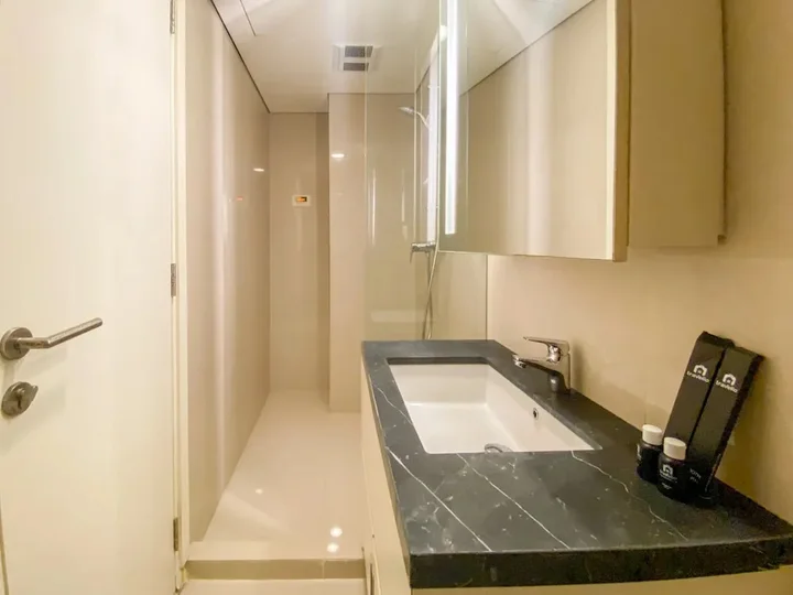 Семаранг: Minimalist Studio Room Marquis De Lafayette Apartment