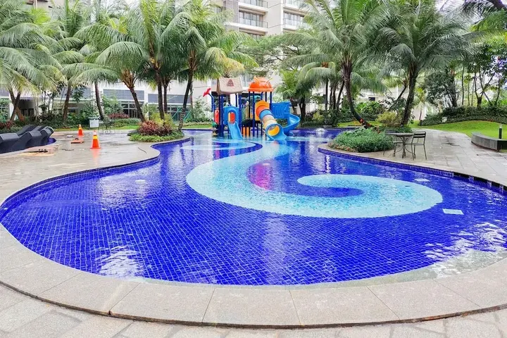 Legok: Homey And Spacious 3Br Sky House Bsd Apartment