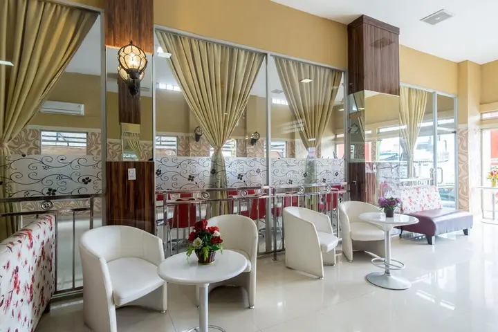 Медан: Capital O 615 Residence Puri Hotel Syariah