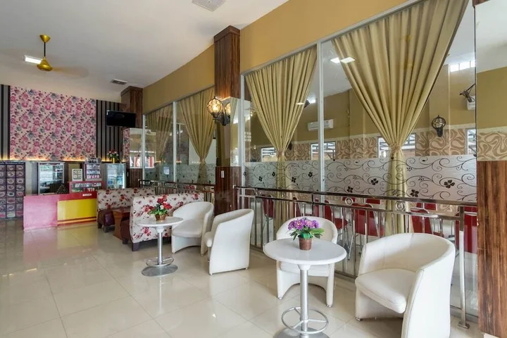 Медан: Capital O 615 Residence Puri Hotel Syariah