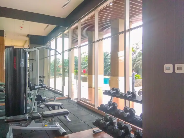 Well Designed Studio Room Transpark Cibubur Apartment — фото 1