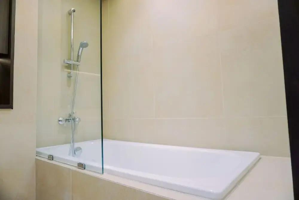 Legok: Spacious 1Br With Extra Room Branz Bsd City Apartment