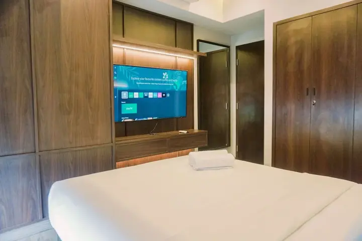 Legok: Spacious 1Br With Extra Room Branz Bsd City Apartment