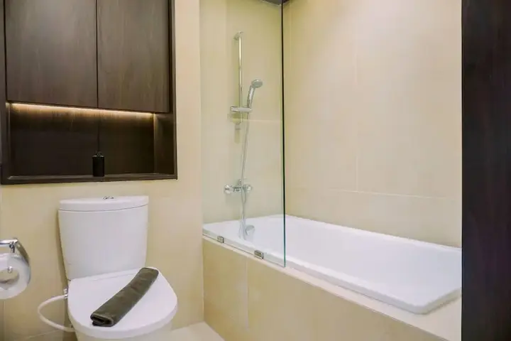 Legok: Spacious 1Br With Extra Room Branz Bsd City Apartment