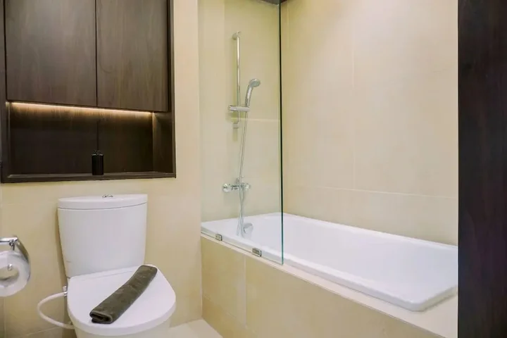 Legok: Spacious 1Br With Extra Room Branz Bsd City Apartment