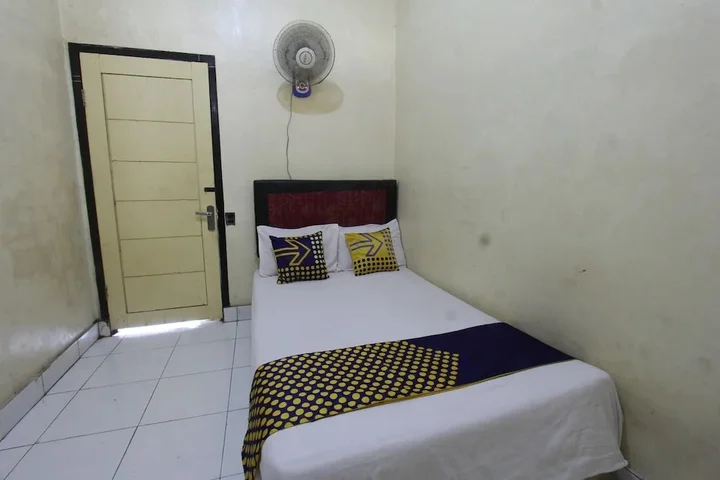 Танджунг: Oyo Life 93260 Bale Kosan