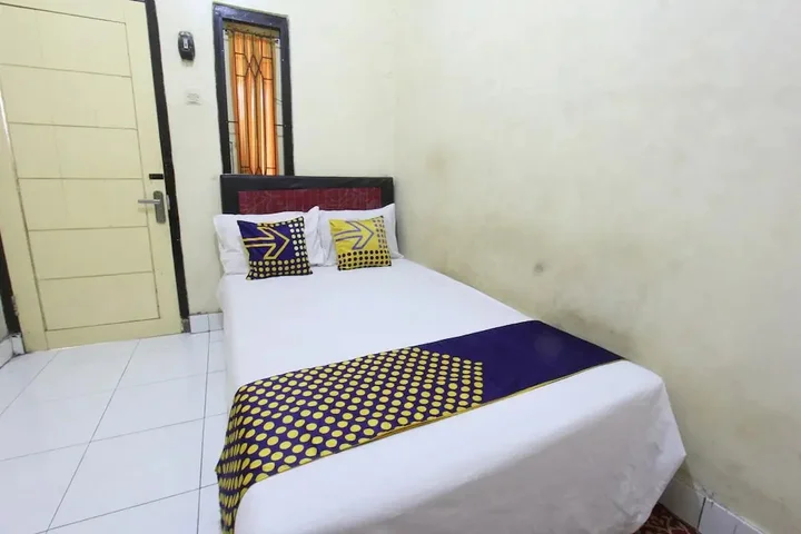 Танджунг: Oyo Life 93260 Bale Kosan