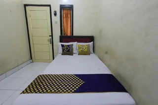 Танджунг: Oyo Life 93260 Bale Kosan