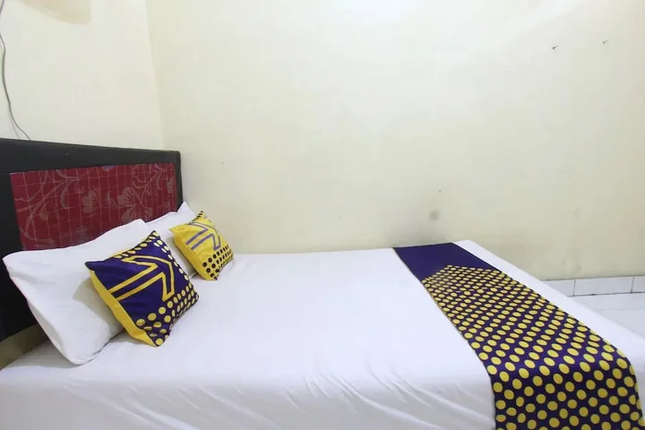 Танджунг: Oyo Life 93260 Bale Kosan
