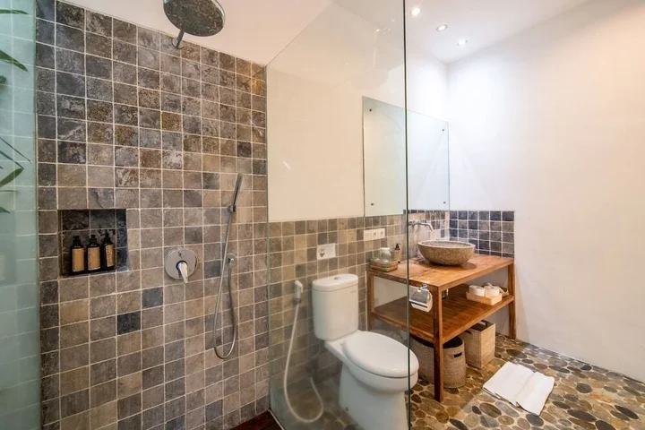 Кута: Trendy 3br Private Villa Seminyak