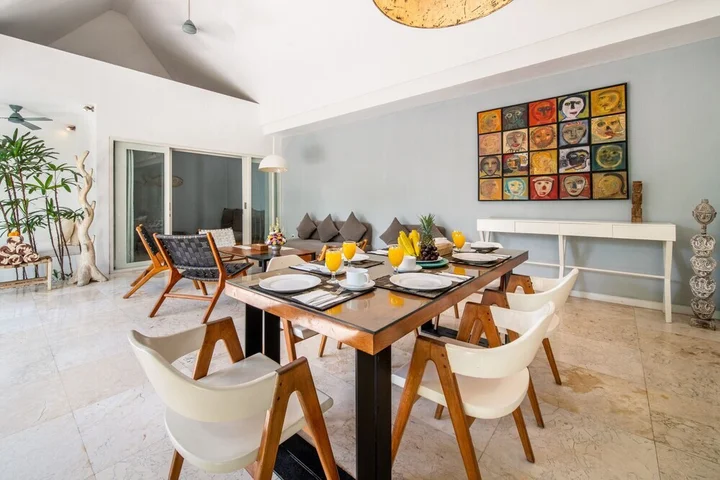 Кута: Trendy 3br Private Villa Seminyak