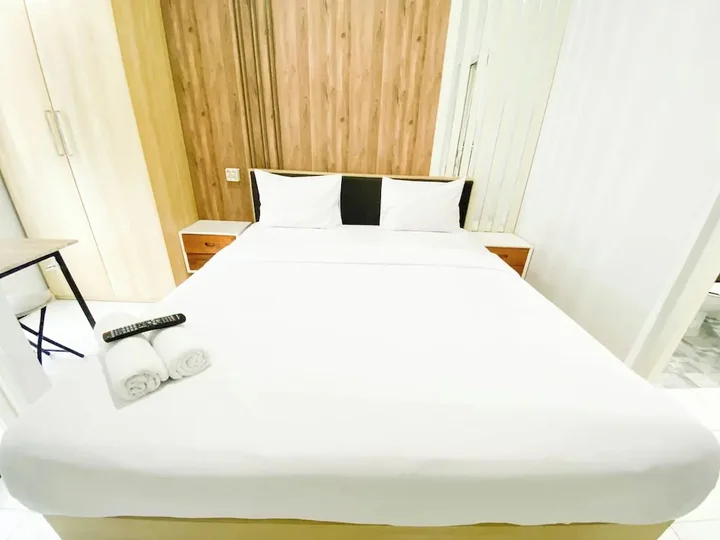 Семаранг: Homey 1Br Without Living Room At Amartha View Apartment