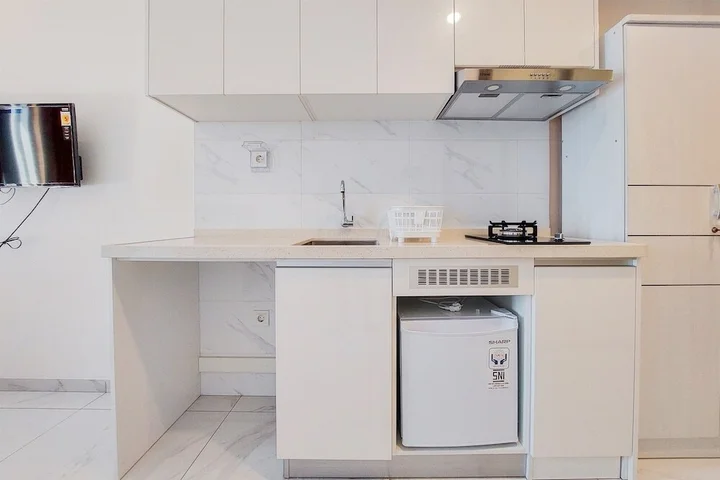 Тангеранг: Cozy And Comfort Studio Sky House Alam Sutera Apartment