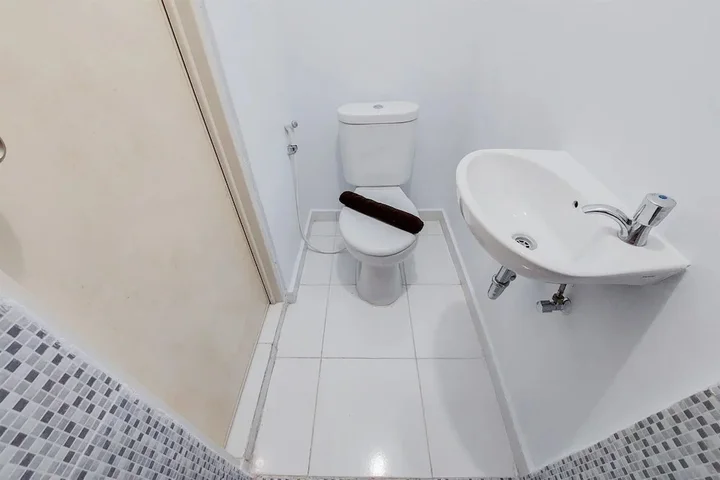 Тангеранг: Minimalist Studio Apartment (No Kitchen) At Aeropolis Residence