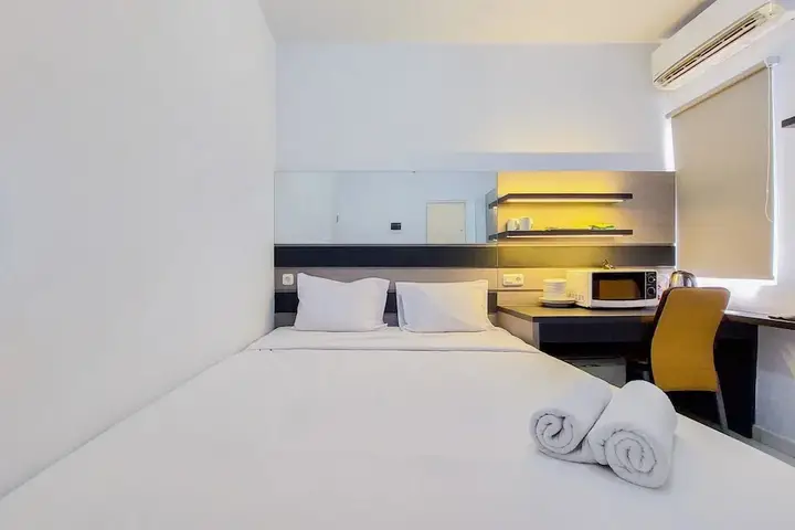 Minimalist Studio Apartment (No Kitchen) At Aeropolis Residence — фото 4