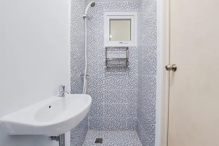 Тангеранг: Minimalist Studio Apartment (No Kitchen) At Aeropolis Residence