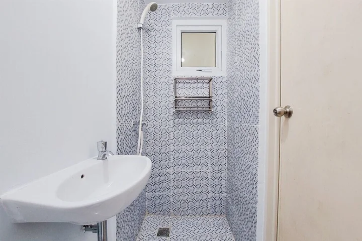 Тангеранг: Minimalist Studio Apartment (No Kitchen) At Aeropolis Residence