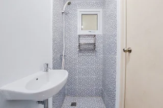 Тангеранг: Minimalist Studio Apartment (No Kitchen) At Aeropolis Residence