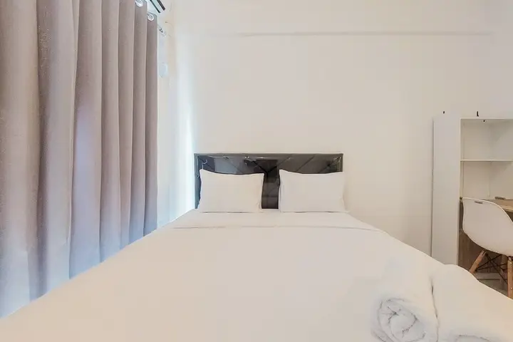 Homey And Simply Look Studio Sky House Alam Sutera Apartment — фото 2