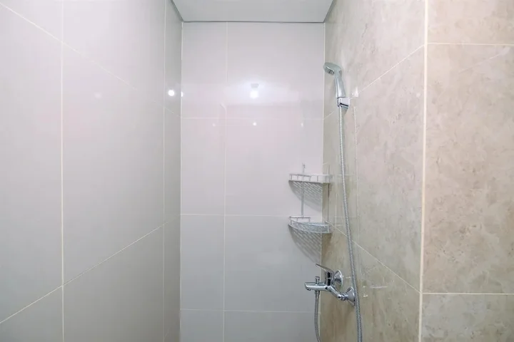 Депок: Cozy Living And Homey Studio Transpark Cibubur Apartment