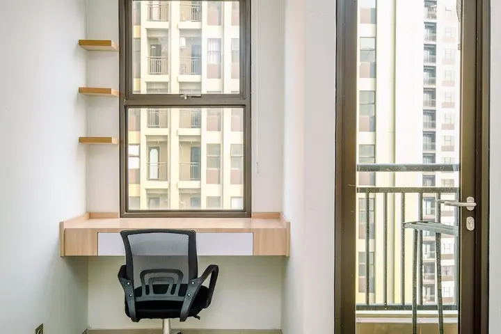 Депок: Cozy Living And Homey Studio Transpark Cibubur Apartment