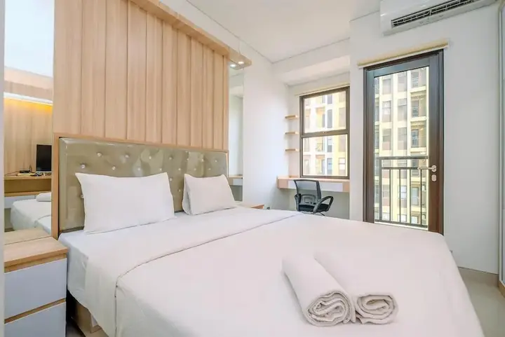 Cozy Living And Homey Studio Transpark Cibubur Apartment — фото 2