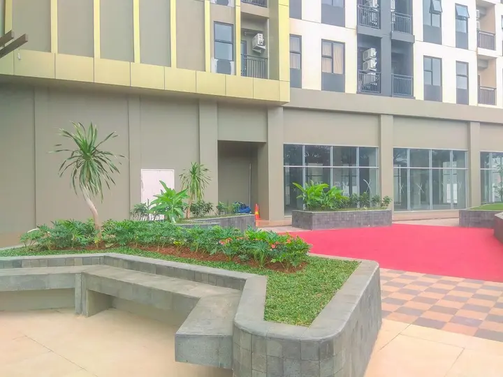 Депок: Cozy Living And Homey Studio Transpark Cibubur Apartment