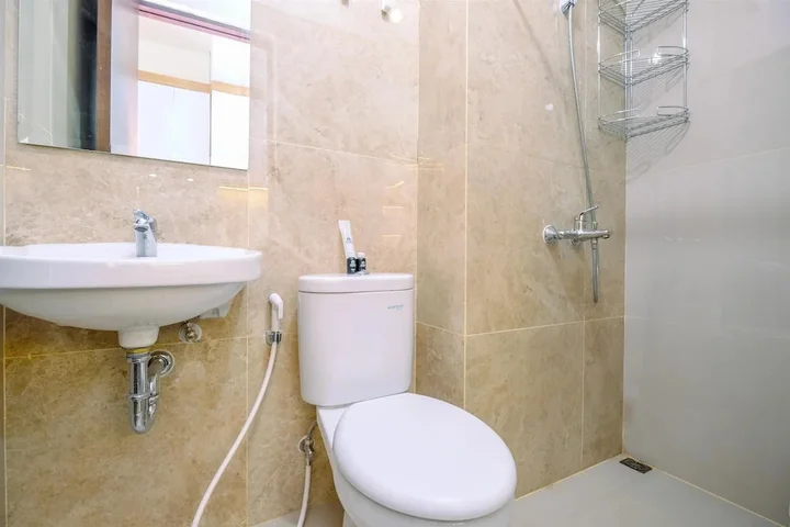 Депок: Cozy Stay And New Furnished Studio At Transpark Cibubur Apartment