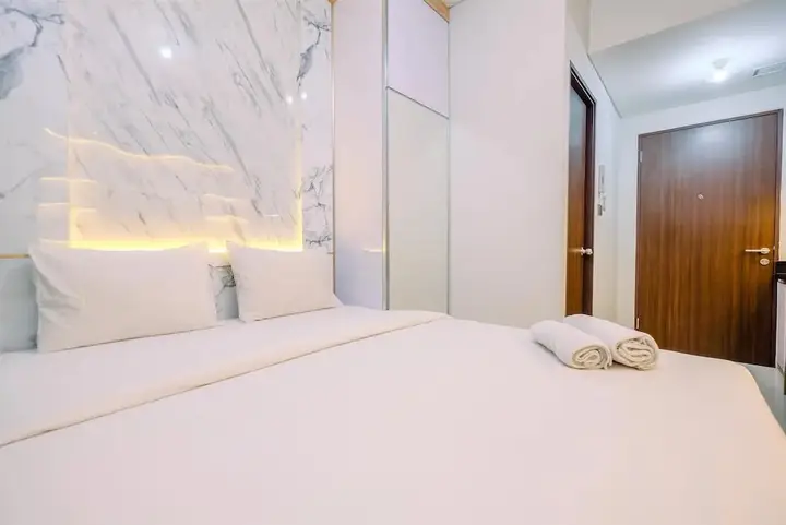 Cozy Stay And New Furnished Studio At Transpark Cibubur Apartment — фото 2