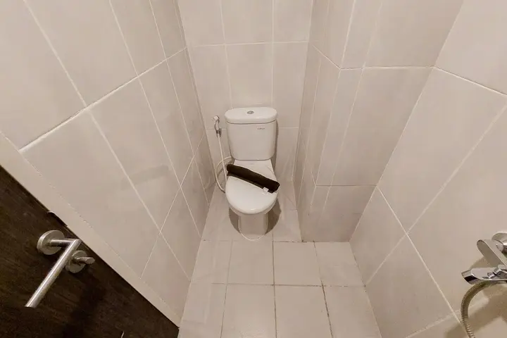 Legok: Cozy And Nice Studio Apartment At Serpong Garden