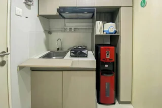 Семаранг: Comfortable 1Br Without Living Room At Amartha View Apartment