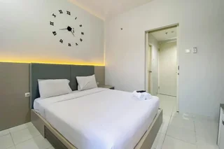 Семаранг: Comfortable 1Br Without Living Room At Amartha View Apartment