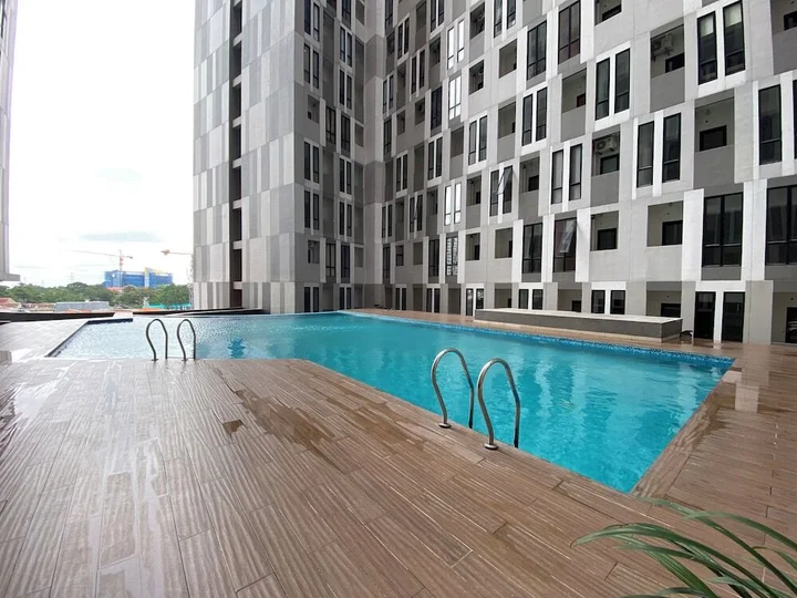 Семаранг: Minimalist And Cozy 1Br The Alton Apartment