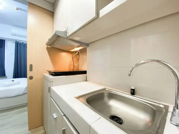 Семаранг: Minimalist And Cozy 1Br The Alton Apartment