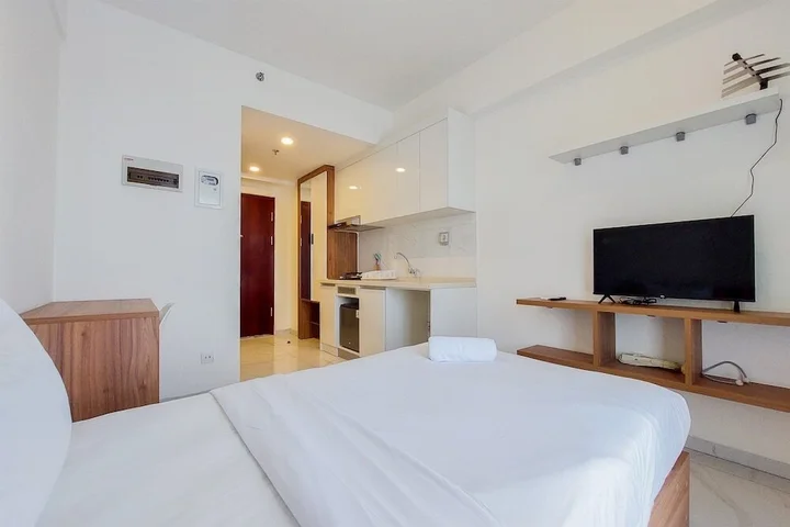 Тангеранг: Wonderful Studio Apartment At Sky House Alam Sutera