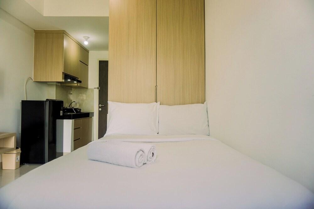 Legok: Homey And Good Deal Studio Serpong Garden Apartment