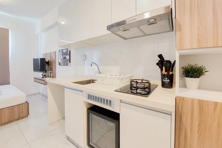 Тангеранг: Good Deal Studio Apartment At Sky House Alam Sutera