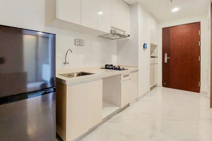 Legok: Warm And Comfort Stay 2Br At Sky House Bsd Apartment